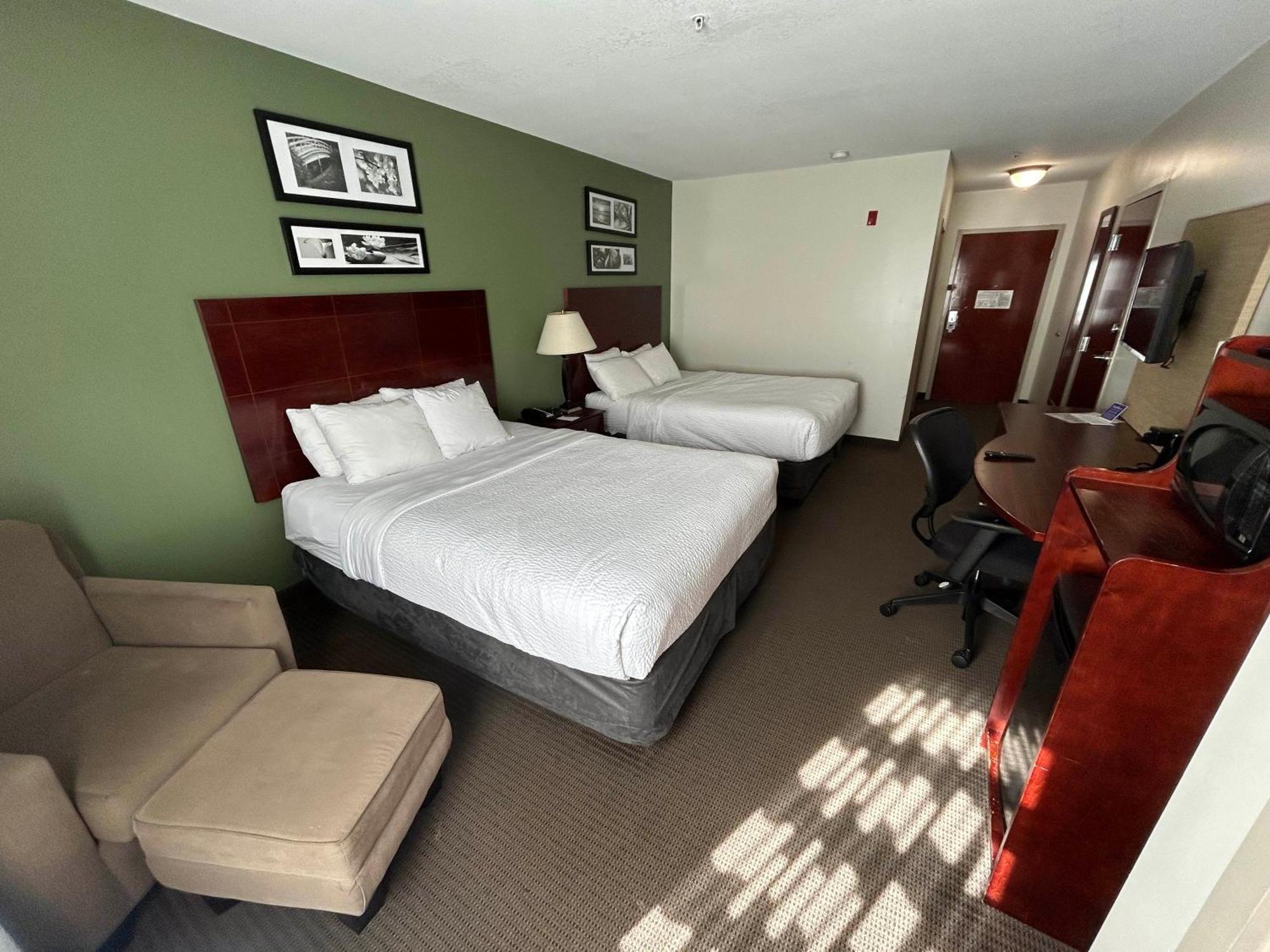 Sleep Inn & Suites Manchester Exterior photo